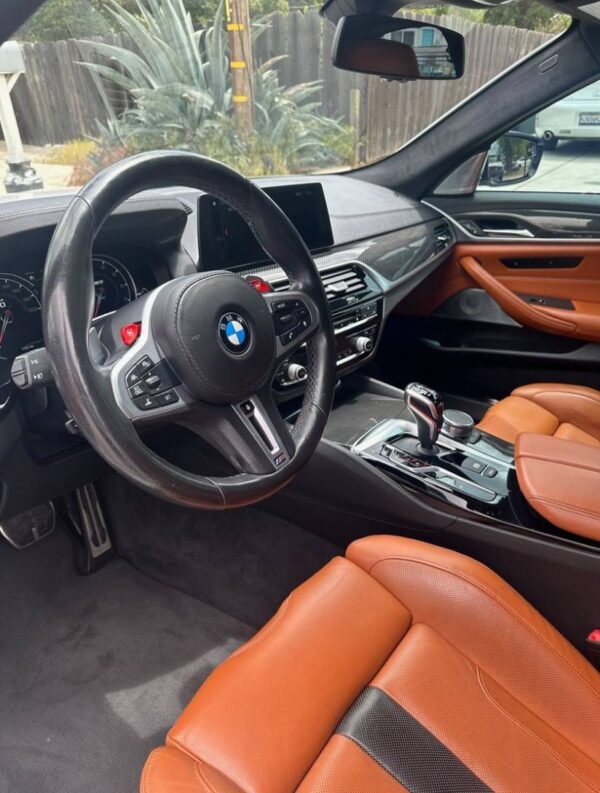 2018 BMW M5/ Striker Car - Image 3