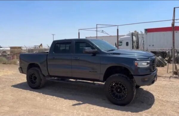 2019 Dodge ram / Striker car