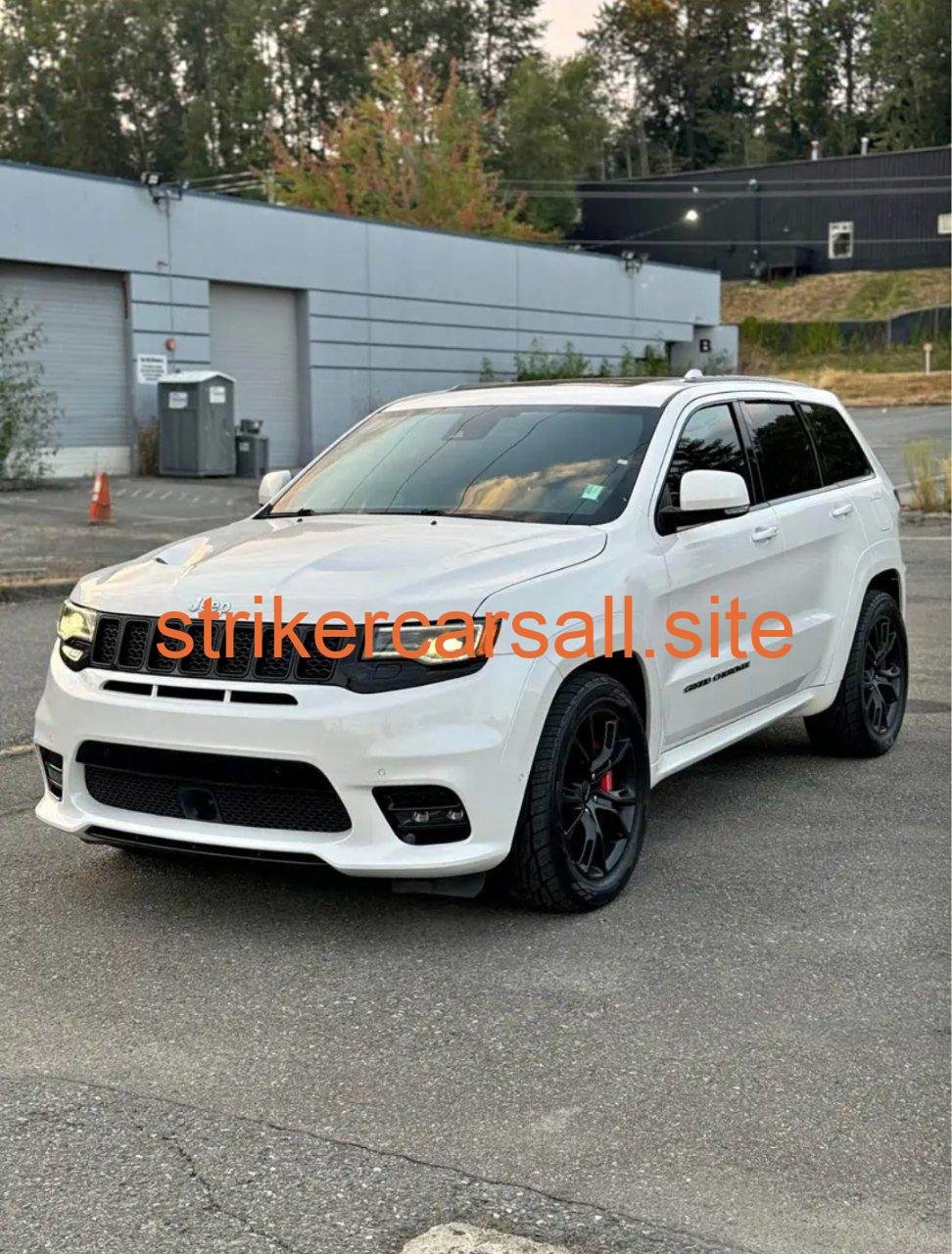 Jeep Grand Cherokee · SRT Sport Utility 4D/ Striker car