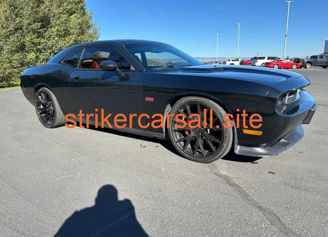 2014 Dodge Challenger · SRT /Striker Car
