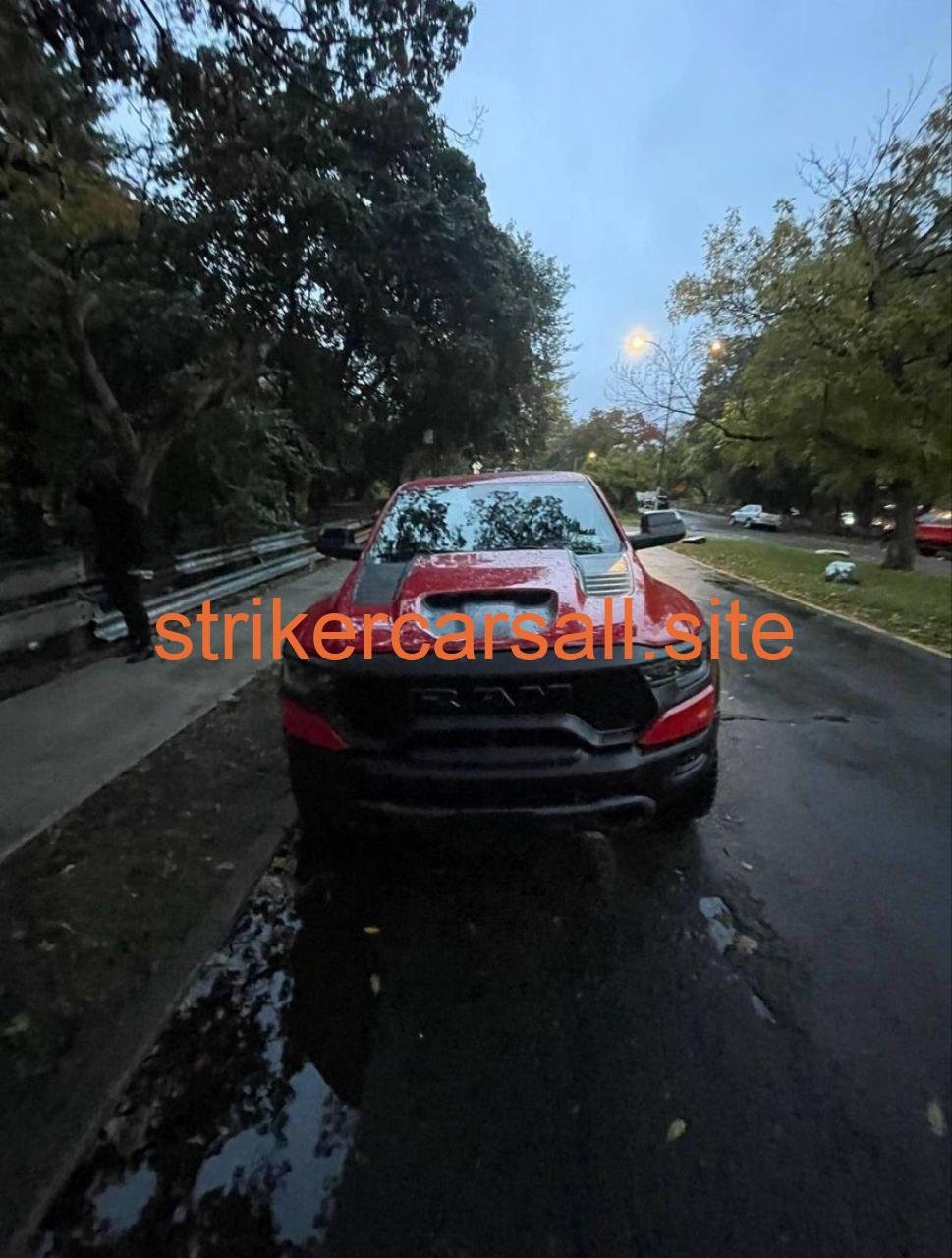 2021 Ram 1500 Crew Cab / Striker Car