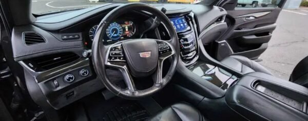 2018 Cadillac Escalade · Platinum Sport / Striker Car - Image 4