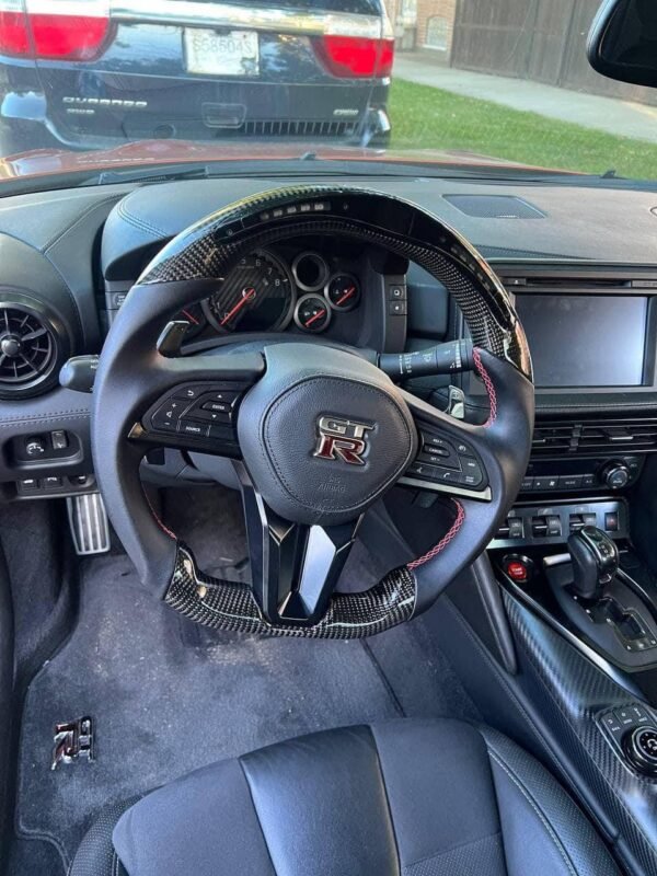 2017 Nissan GTR/ Striker Car - Image 4