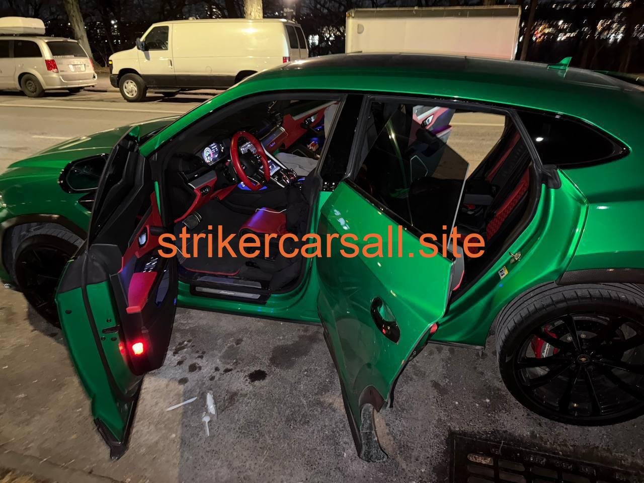 2022 Lamborghini Urus - Image 4