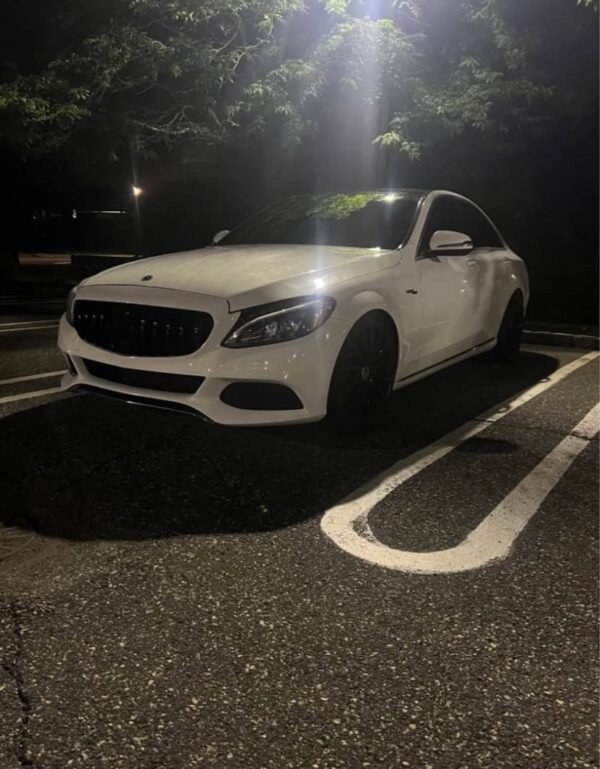 2018 Mercedes-Benz C 300 - Image 2