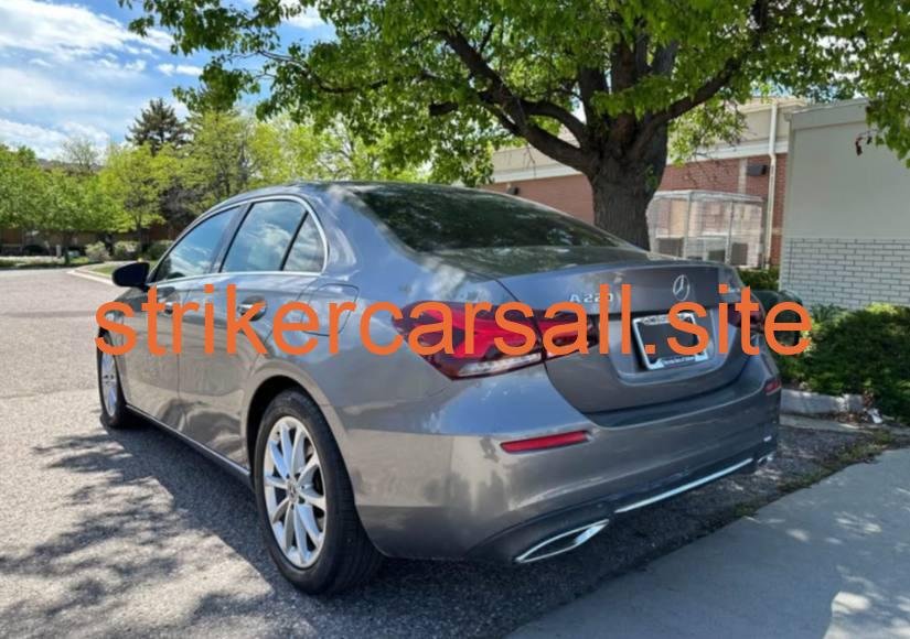 2020 Mercedes Benz A 220 4MATIC - Image 2