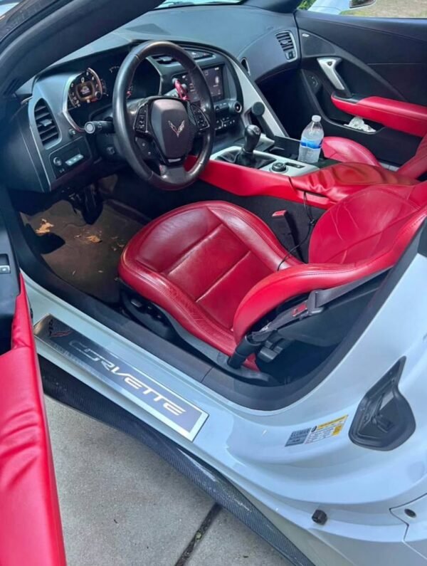 2014 C7 Corvette Stingray - Image 4