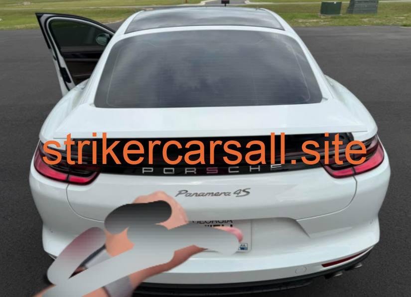2020 Porsche Panamera 4S - Image 5