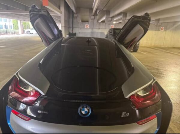 BMW I8 2017 - Image 3