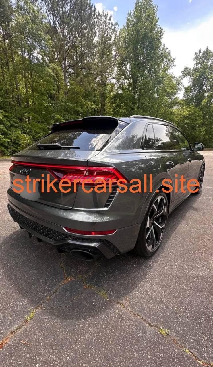 2021 Audi RS Q8 - Image 4