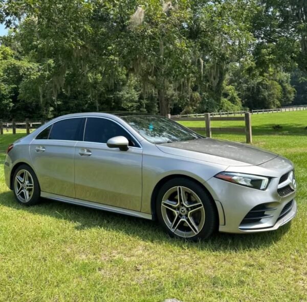 2019 Mercedes Benz A 220