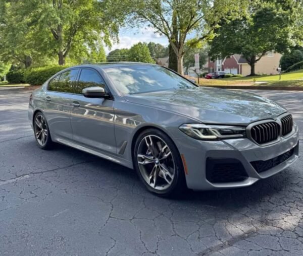2021 BMW 5 Series · M550i xDrive