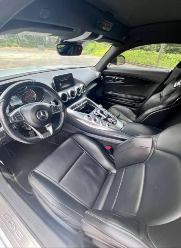 2020 Ford Mustang Shelby GT500 Cobra - Image 5