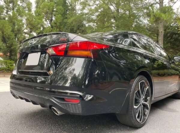 2024 Nissan Altima - Image 4