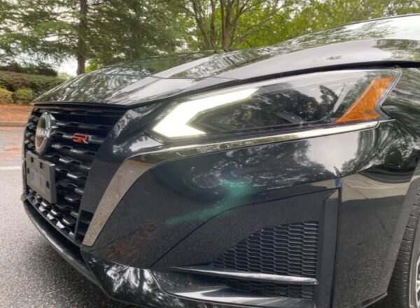2024 Nissan Altima - Image 3