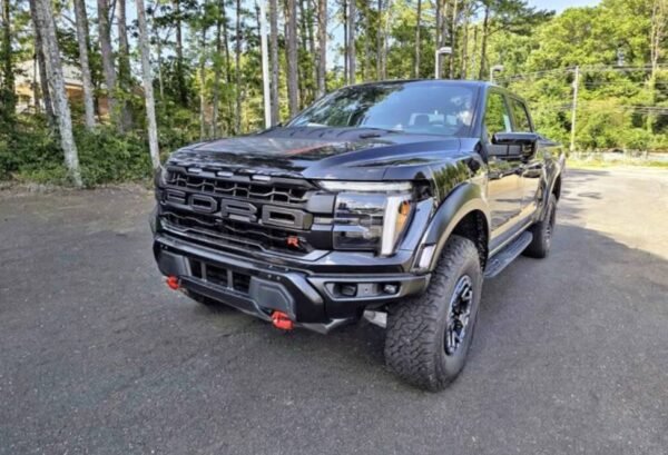 2025 Ford F150 SuperCrew Cab Raptor R Pickup