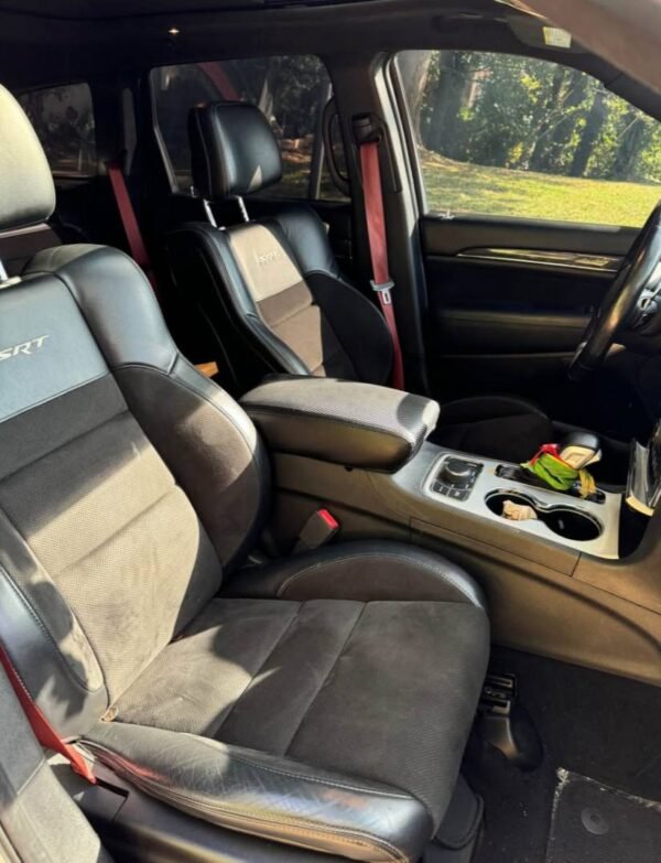 2019 Jeep Grand Cherokee · SRT - Image 2
