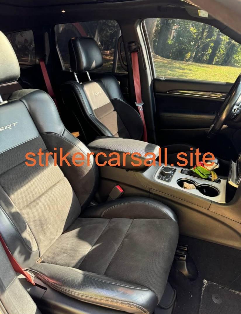 2019 Jeep Grand Cherokee 路 SRT - Image 2