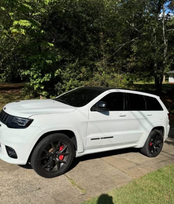 2019 Jeep Grand Cherokee · SRT