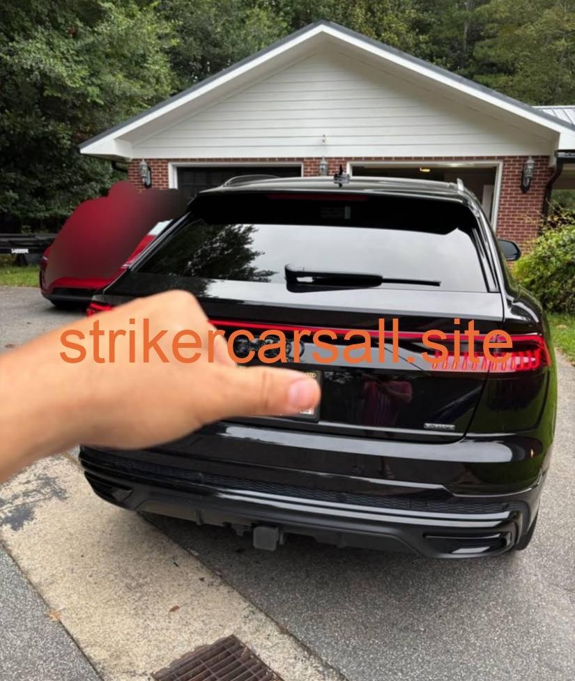 2019 Audi Q8 - Image 5