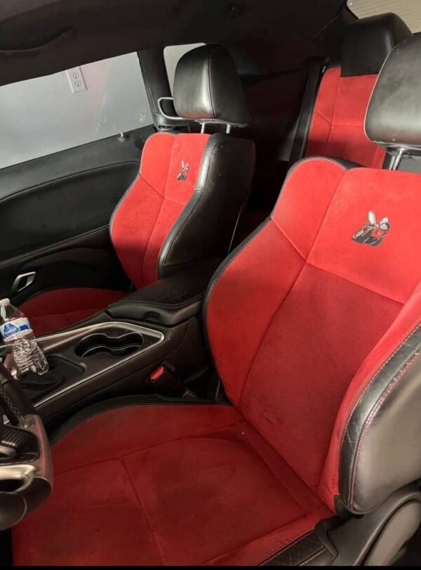 2019 Dodge Challenger Scatpack - Image 5
