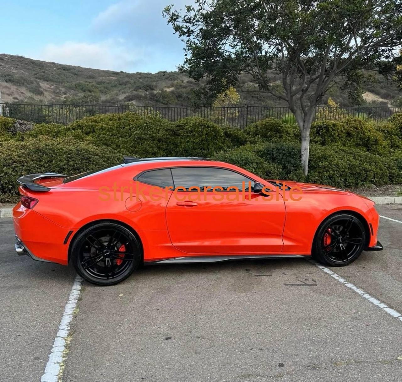 2017 Chevrolet Camaro - Image 4