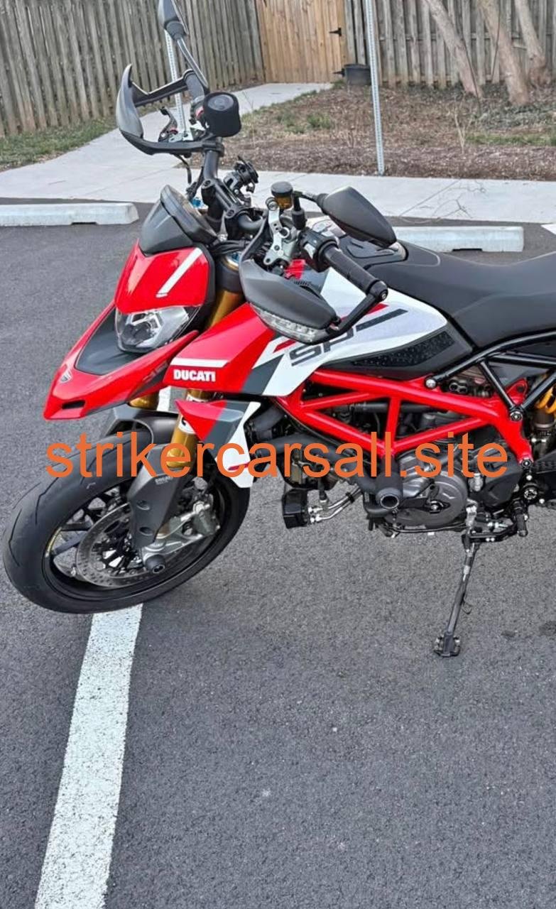 2022 Ducati Hypermotard
