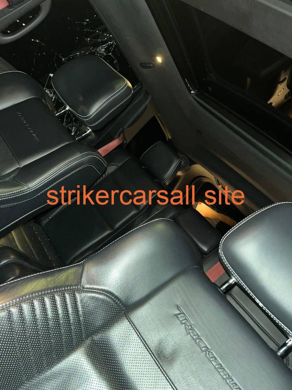 2020 trackhawk jeep - Image 3