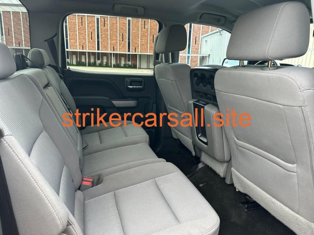 2018 Chevrolet Silverado - Image 9