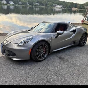 Alpha Romeo coupe 2D 2017