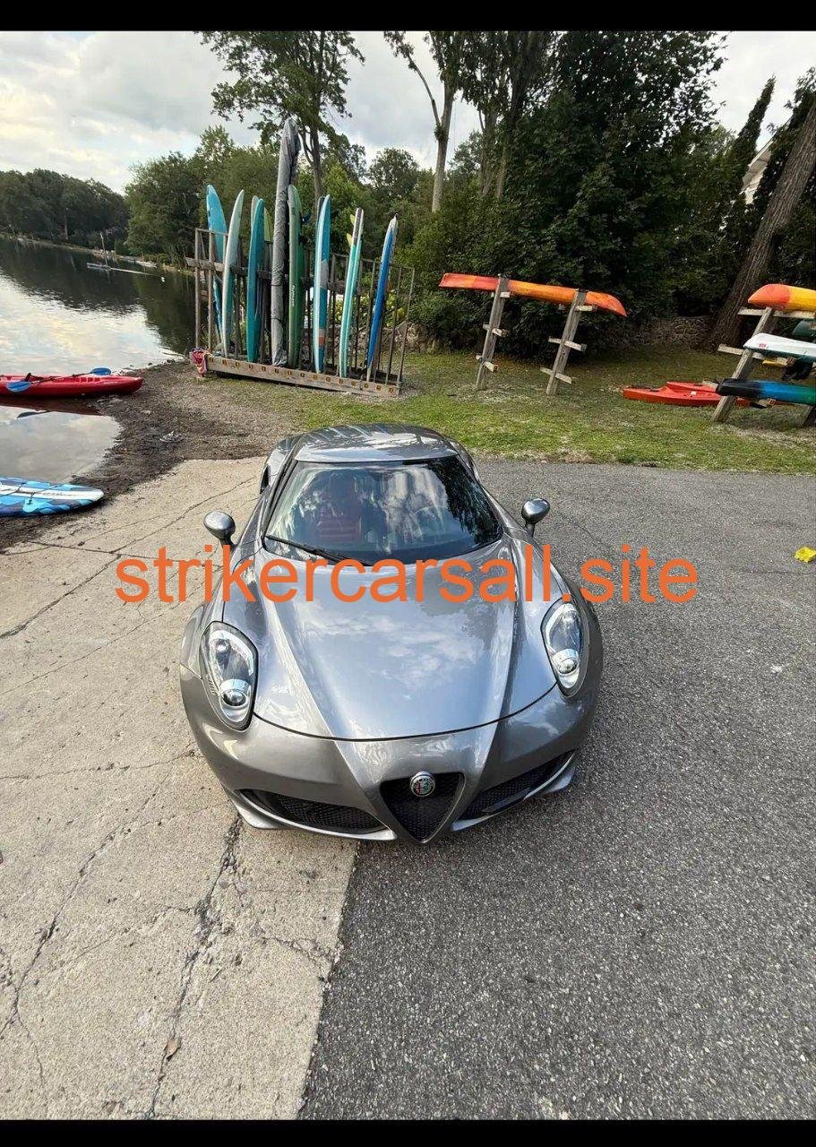 Alpha Romeo coupe 2D 2017 - Image 4