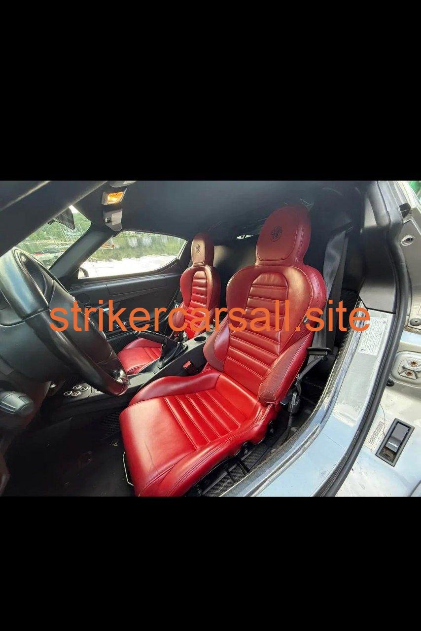 Alpha Romeo coupe 2D 2017 - Image 9