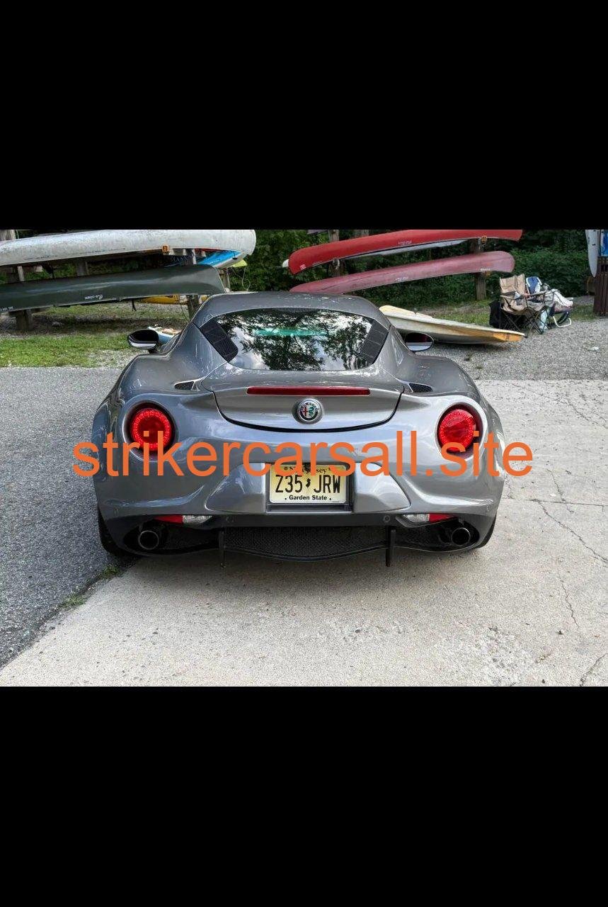 Alpha Romeo coupe 2D 2017 - Image 6