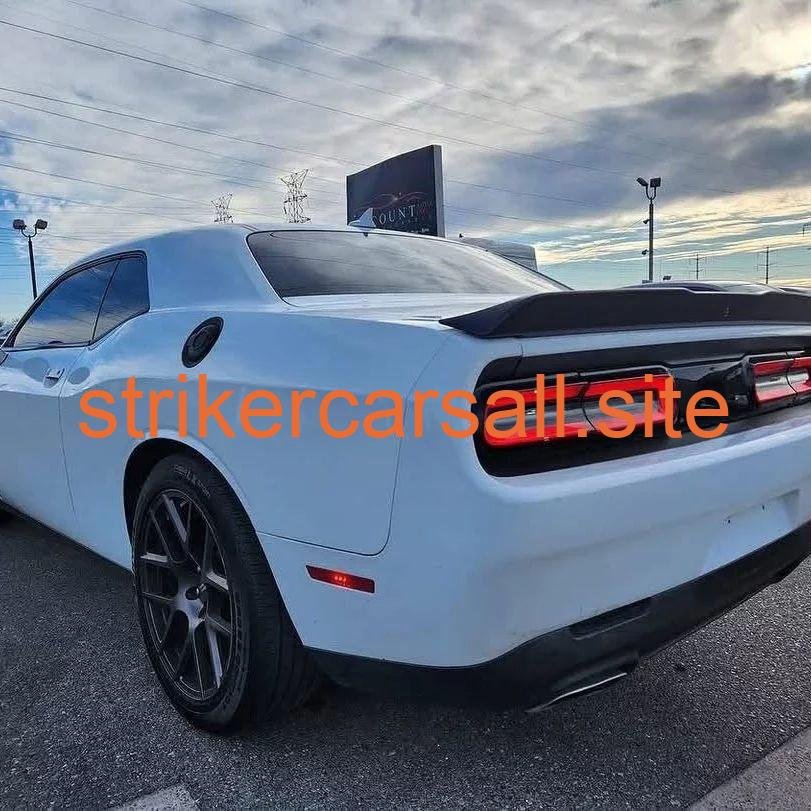 2018 Dodge Challenger scat pack - Image 9