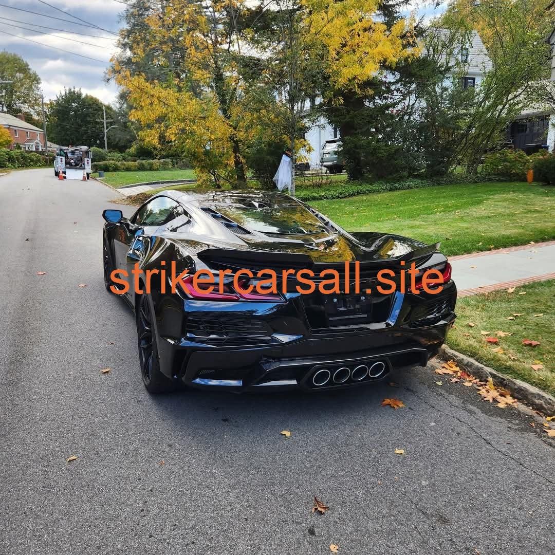 24 Vette Z06 Coupe 1LZ. - Image 6