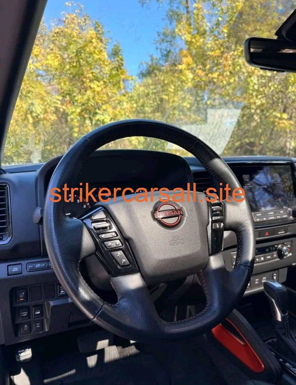 2023 Nissan Frontier Pro-4X Crew Cab - Image 7