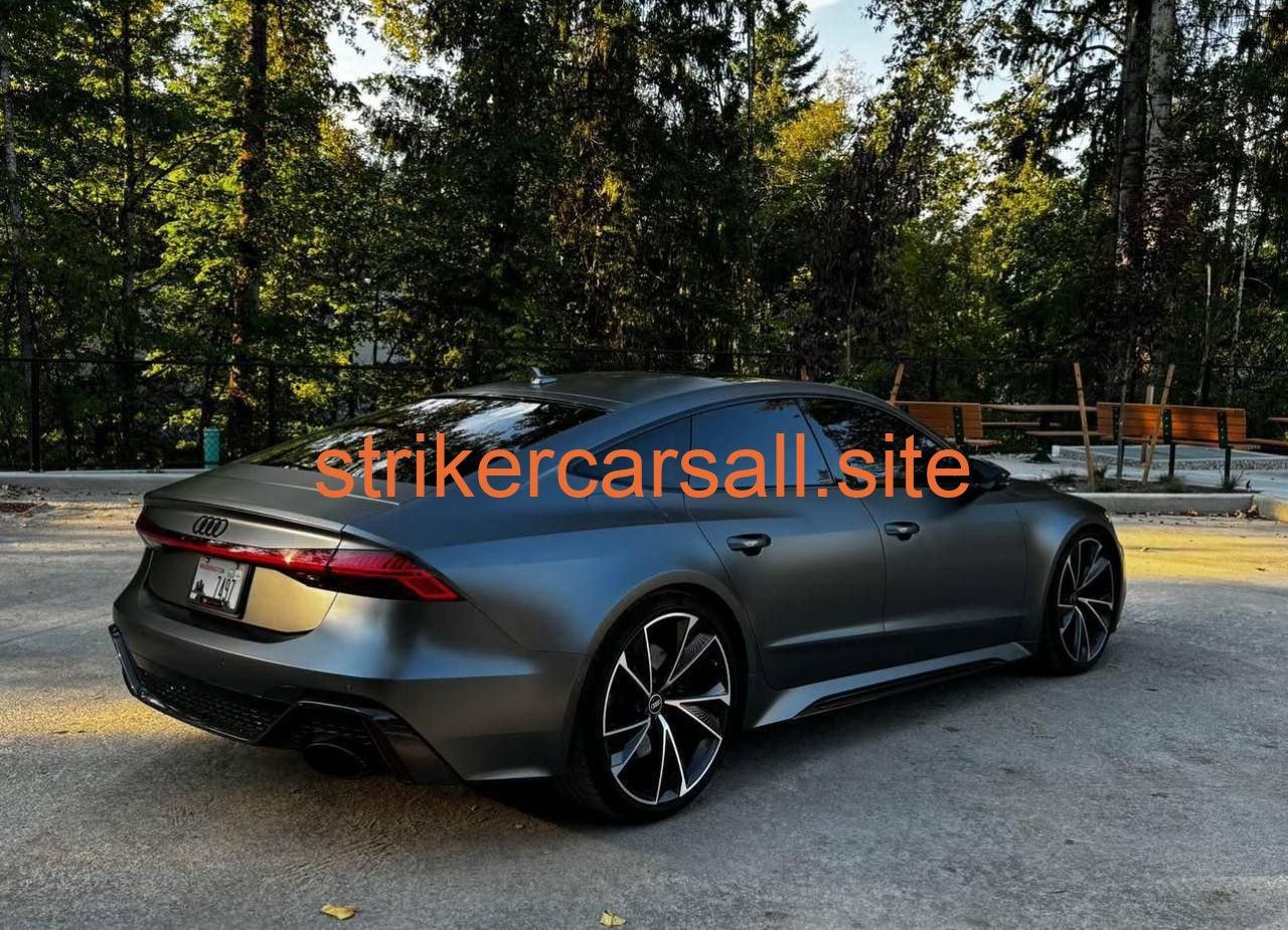 2021 Audi RS 7 - Image 2