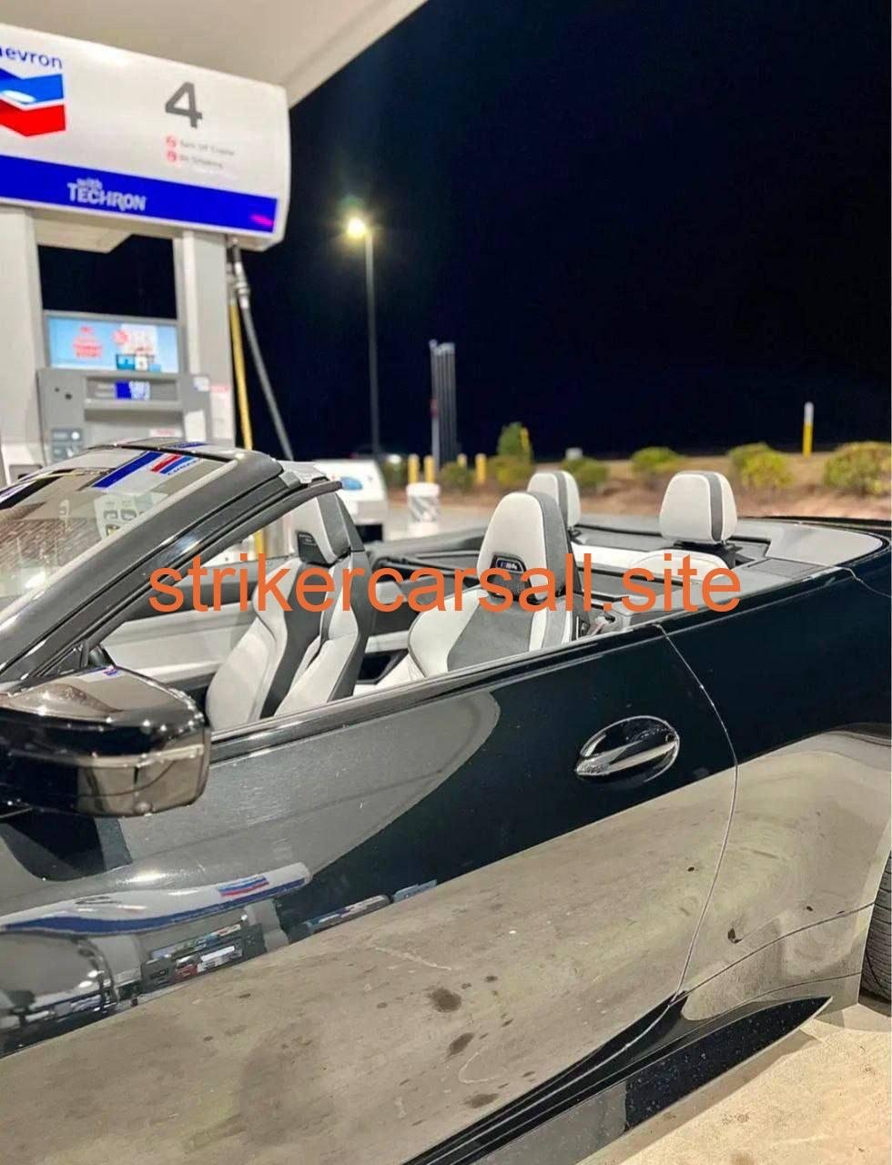 2022 BMW M4 Comp Convertible - Image 3