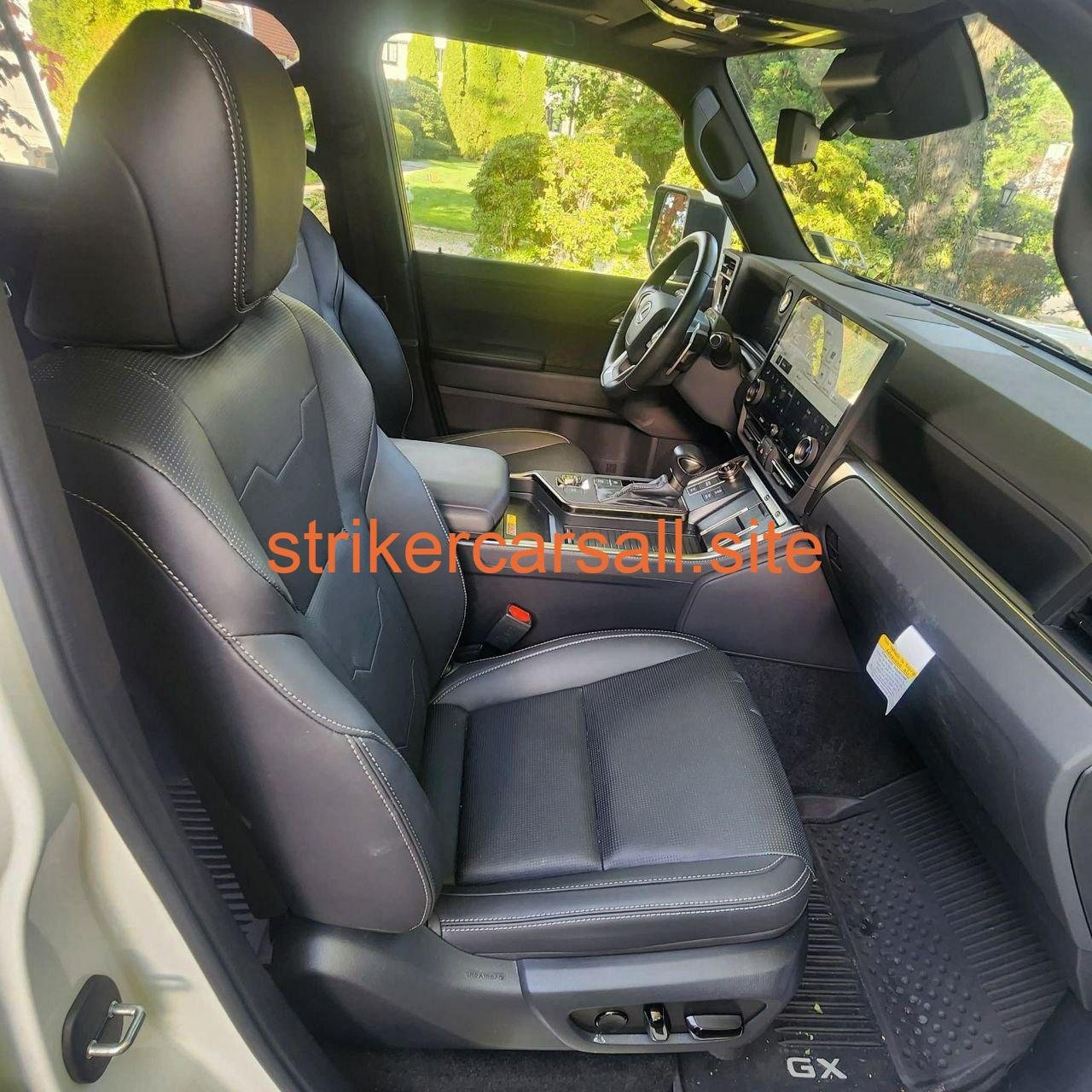 2024 LEXUS GX550 - Image 8