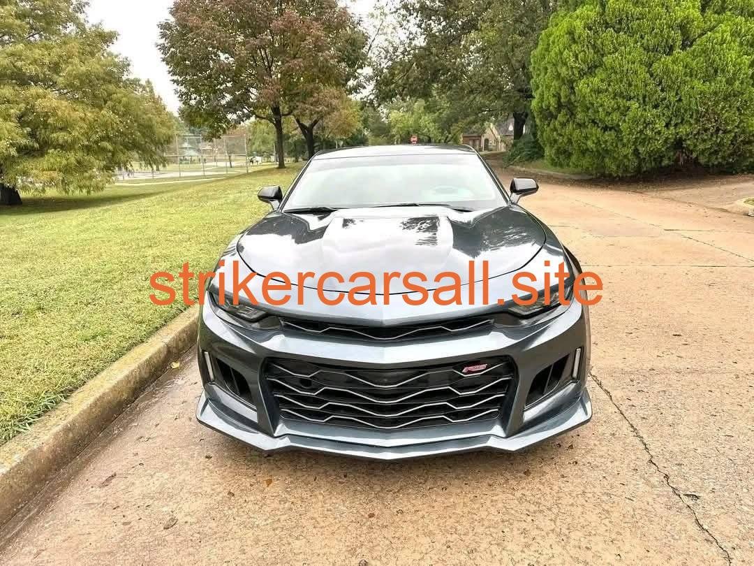 2022 Camaro RS - Image 3