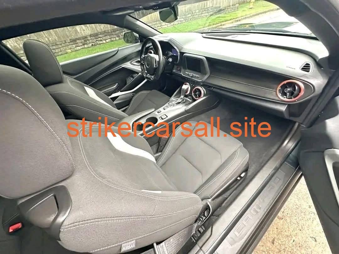 2022 Camaro RS - Image 7