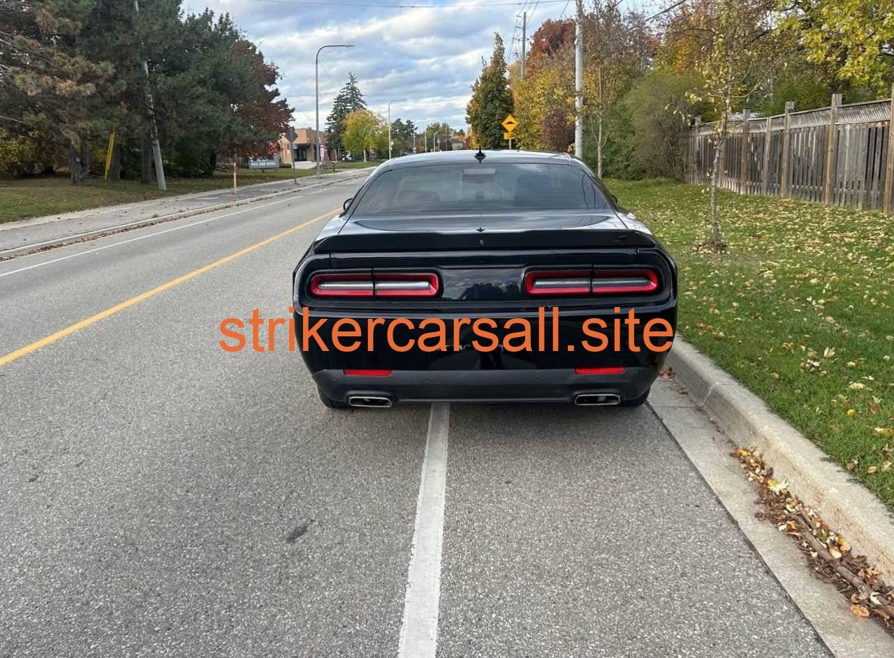 2023 Dodge Challenger - Image 5