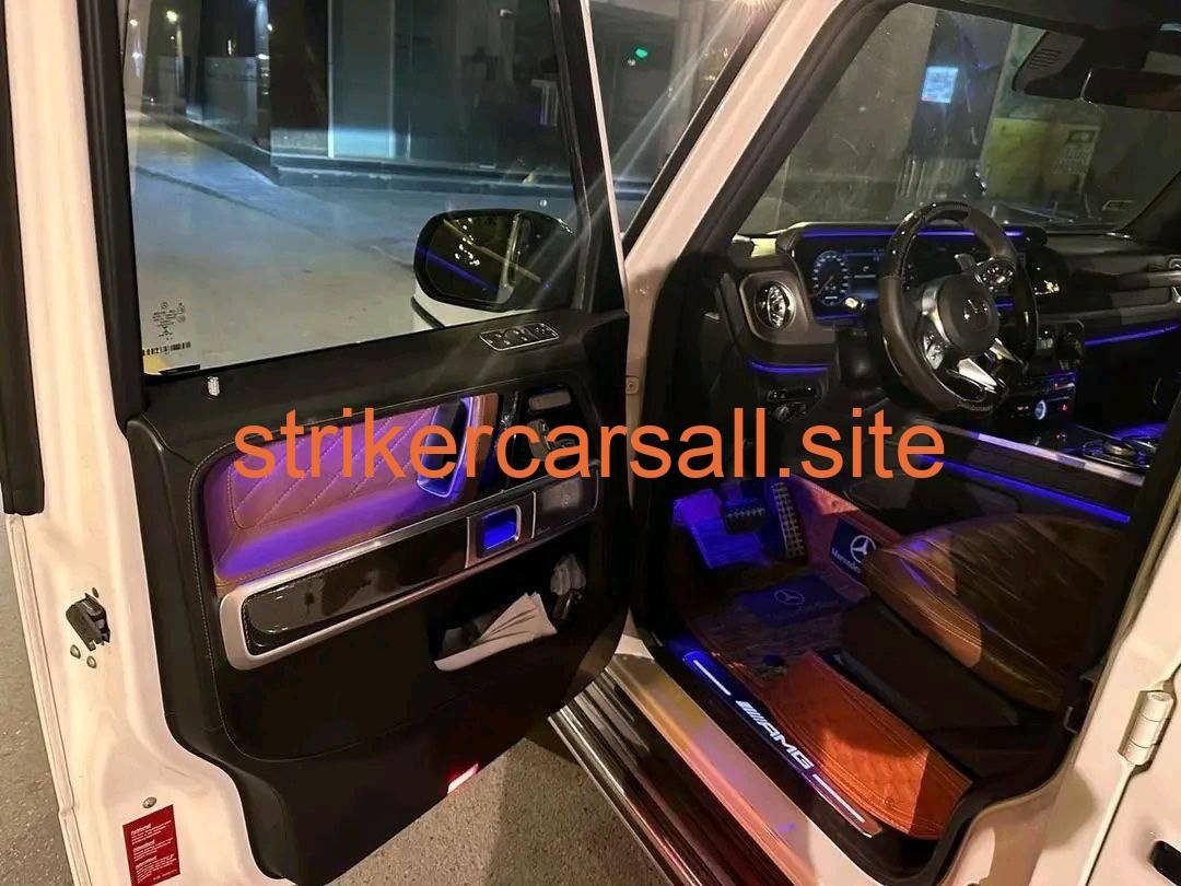 2020 G wagon - Image 4