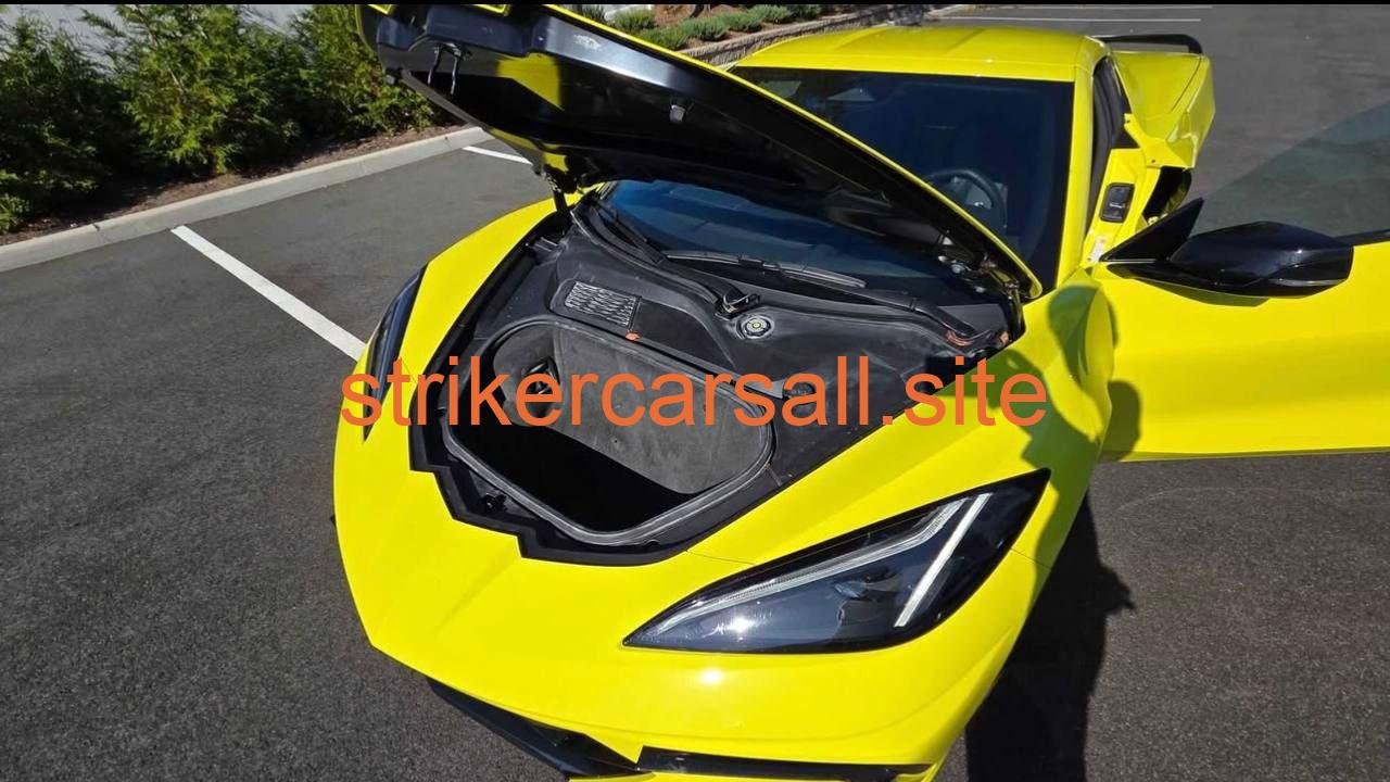 2024 Chevrolet Corvette 路 Z51 LT2 - Image 3