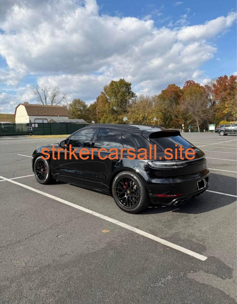 2021 Porsche Macan - Image 2