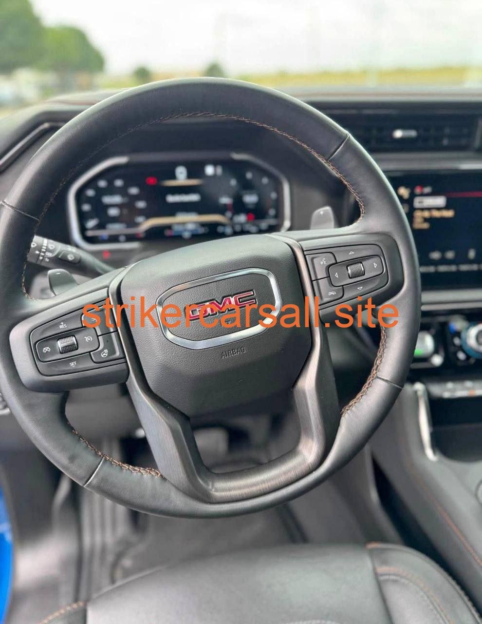 2023 GMC Sierra (Classic) 1500 Crew Cab 路 AT4 - Image 6