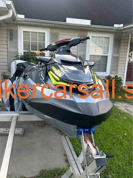 2024 Seadoo RXTX 325 - Image 5