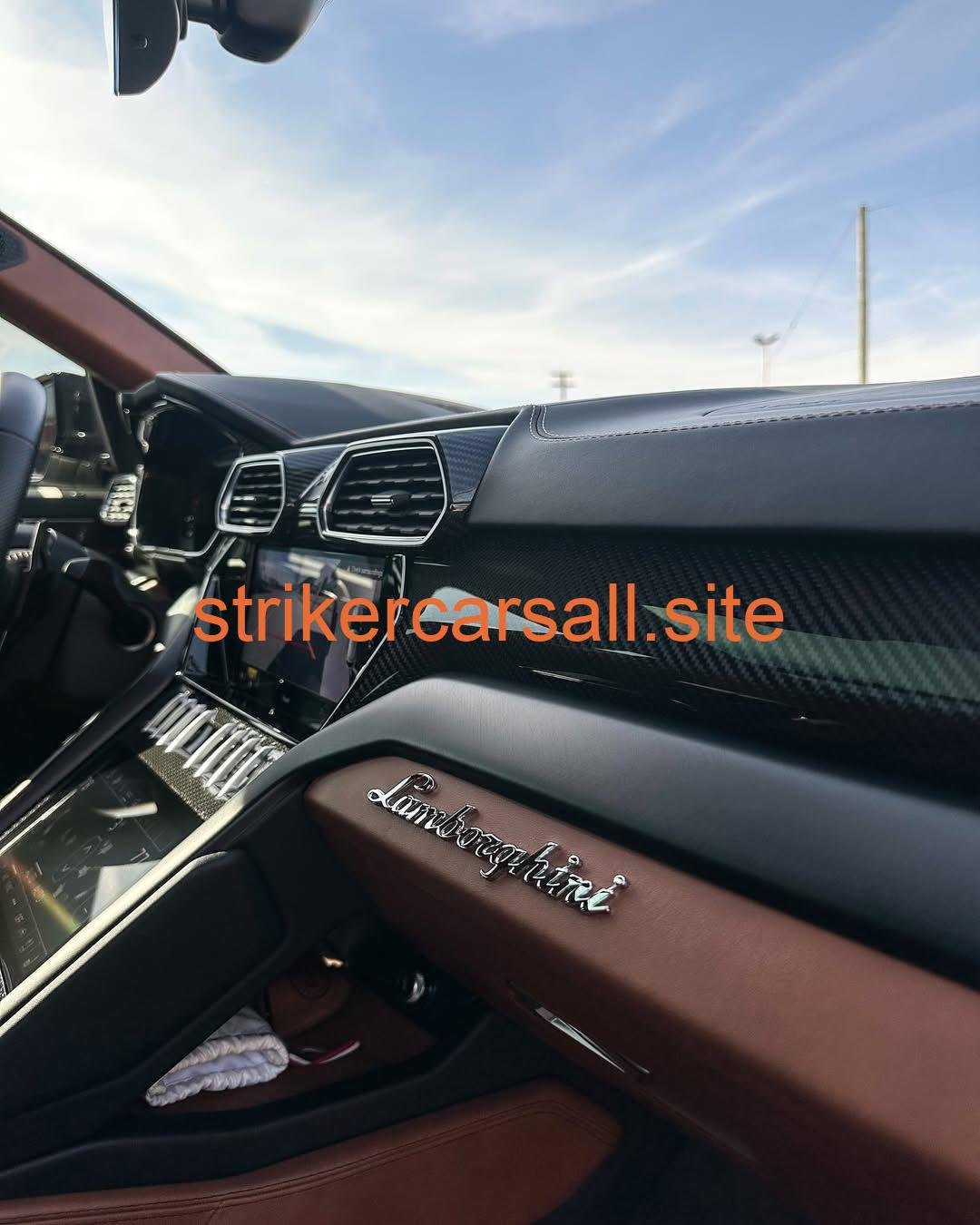 2022 Lamborghini Urus - Image 9