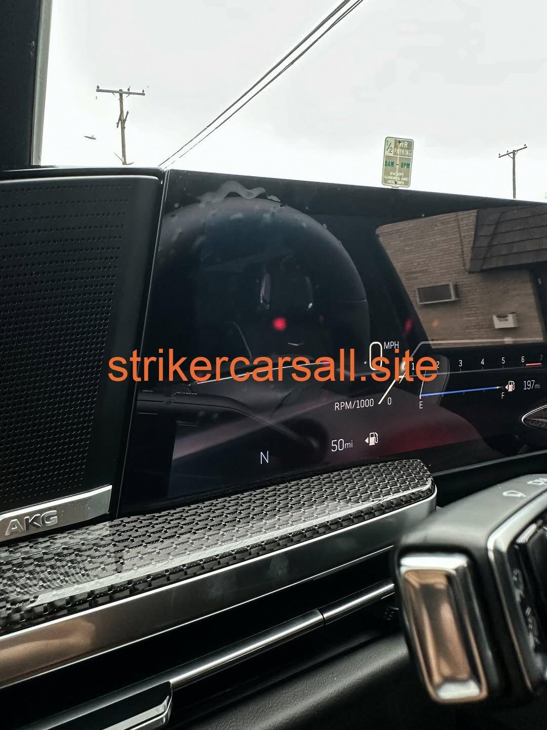 2025 Cadillac Escalade V - Image 7