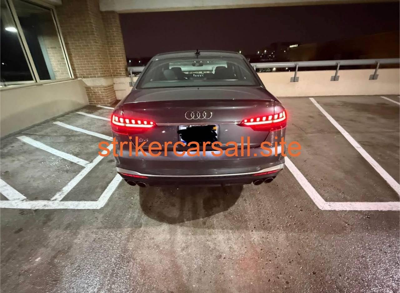 2021 Audi S4 - Image 2